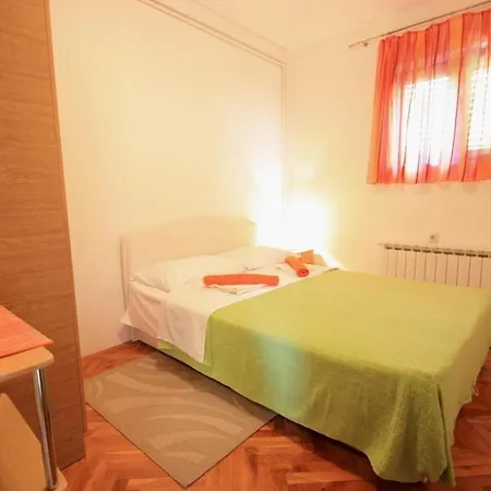 Two-bedroom Crikvenica Near Sea 6 *