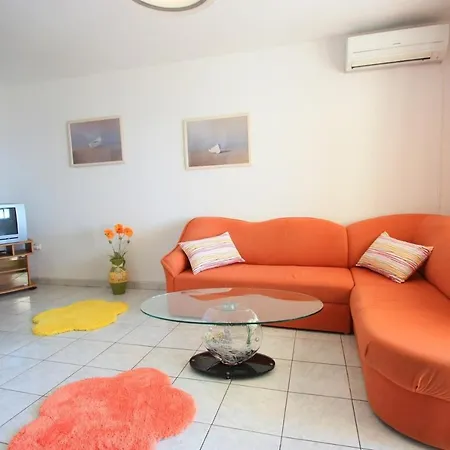 Two-bedroom Crikvenica Near Sea 6 * Dramalj